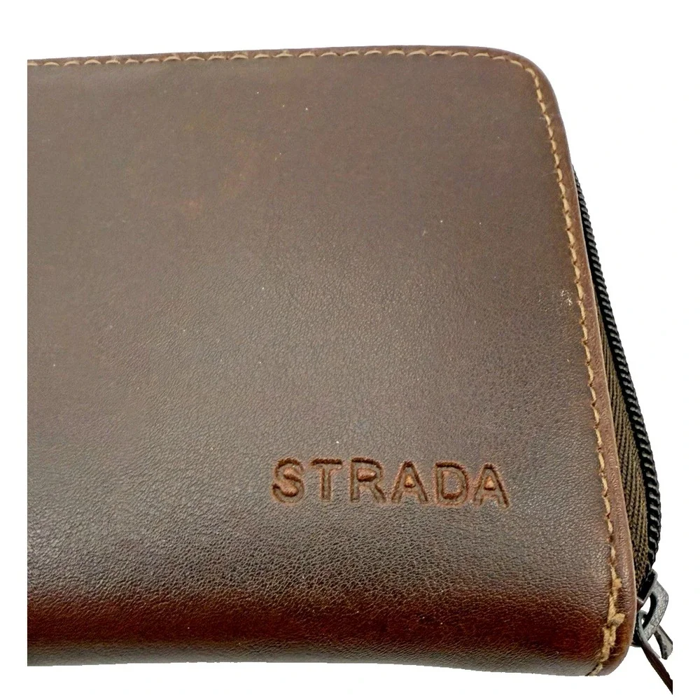 STRADA Brown Leather Wallet with Zip-Around Closure for Men or Women